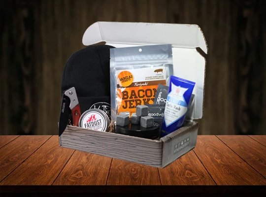 Custom subscription mailer boxes prepared for repeated ecommerce shipments