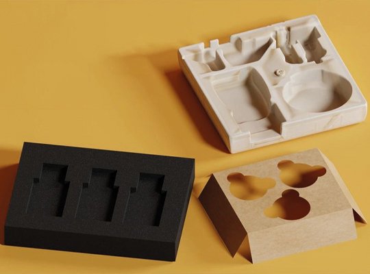 Custom paper inserts for cosmetic and skincare gift set boxes